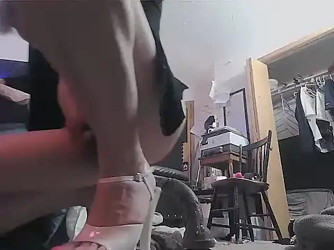 sissytrapdolly24 live sex cam