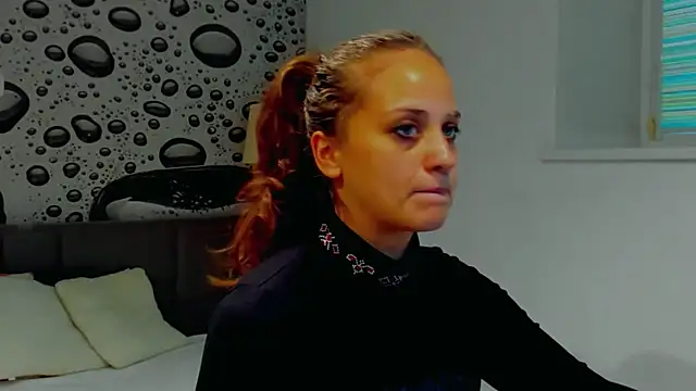 AlmaFancy's cam snapshot