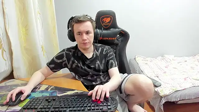 iliaskrislove live sex cam