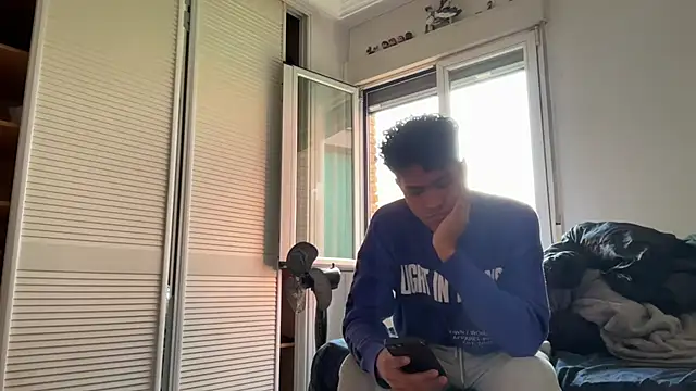 Ryan-hot live sex cam