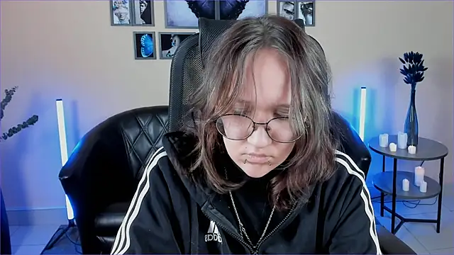 Sylvia_Reed's cam snapshot