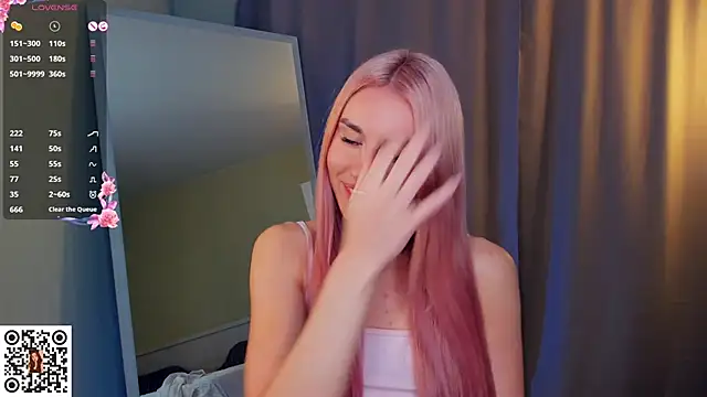 MinaRuzzo's cam snapshot