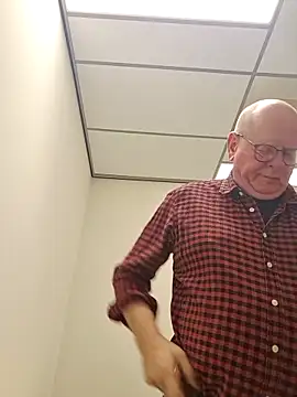 andrejoyfull64 live sex cam