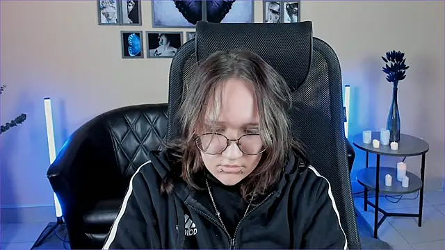 Sylvia_Reed's cam snapshot