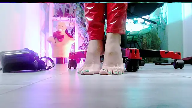 MonicaMaxwel's cam snapshot