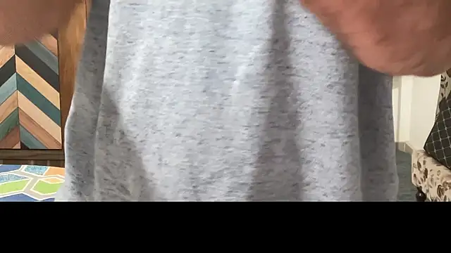 MakeMeAwareAah's cam snapshot