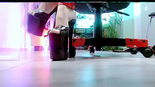 MonicaMaxwel's cam snapshot