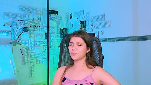 EvaThopson's cam snapshot