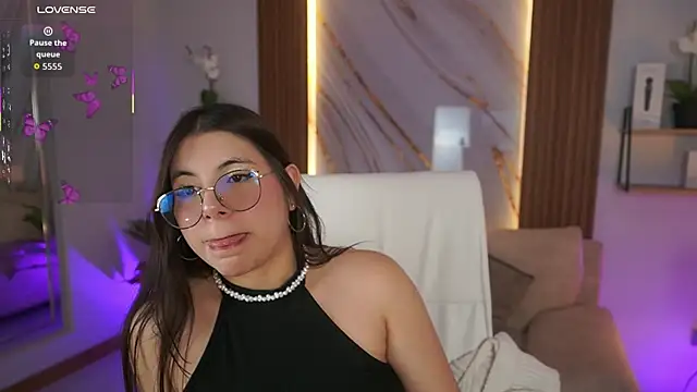 MilaCrave's cam snapshot