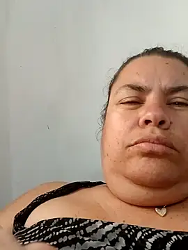 yaneth_'s cam snapshot