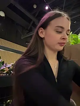 KristiRich live sex cam