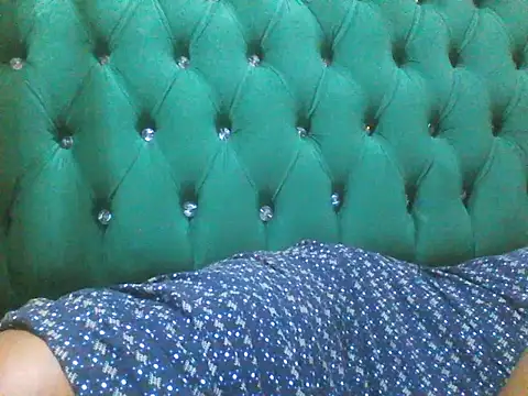 Sexy_Riri's cam snapshot