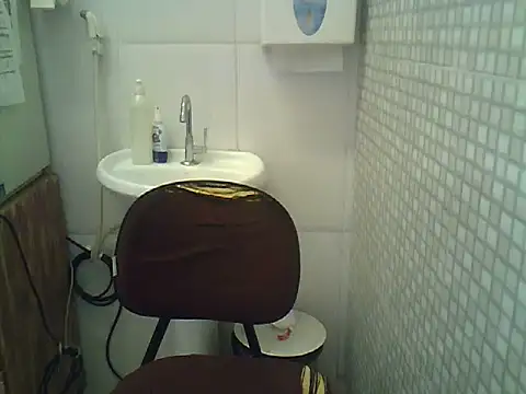 HS-hotsmile's cam snapshot