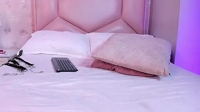 ambar_sullivan's cam snapshot