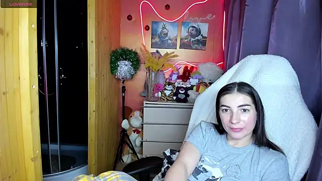 Fiery_Brunette_ live sex cam