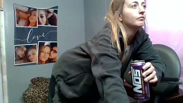 bettertogether444's web cam