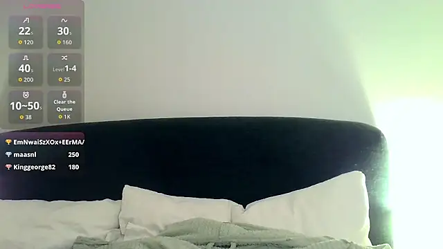 Halle_Violet's cam snapshot