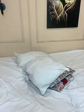 Ambersfoxx live sex cam