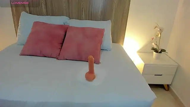 evelin_leroy's cam snapshot