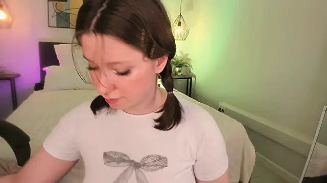 Sofi_Spark's cam snapshot