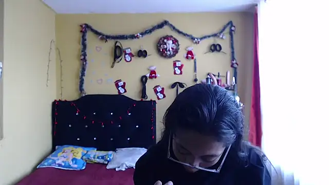 Violet_And_Smith's cam snapshot