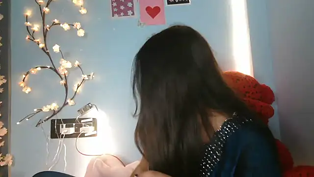 Reena_Singh53's cam snapshot