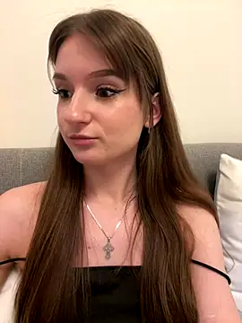 AdelinaEmber's cam snapshot