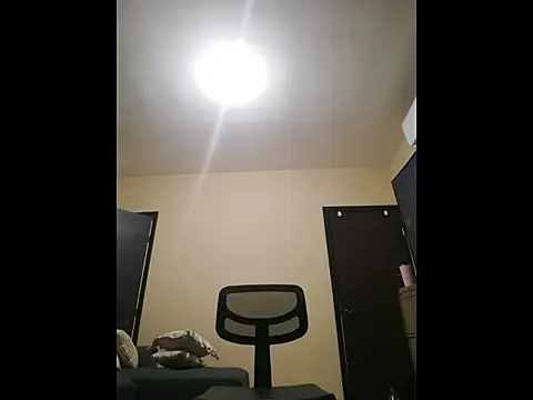 anonymo8976's web cam