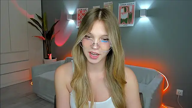 linakorvin live sex cam