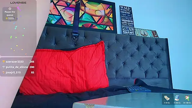 elinne_hendrix_'s cam snapshot