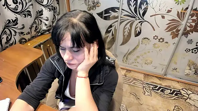 EVILENSA live sex cam