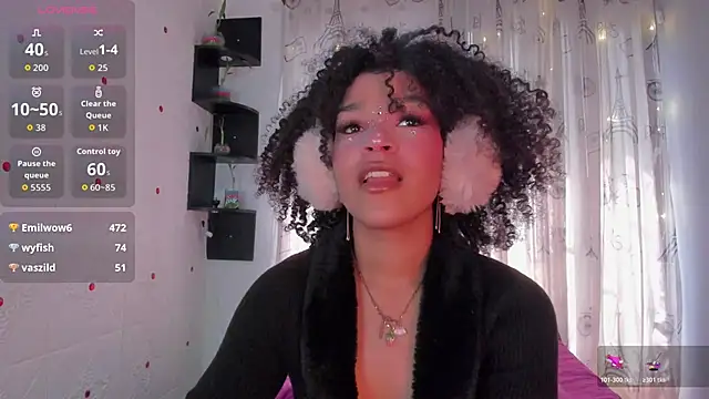 Serena_Fey's cam snapshot