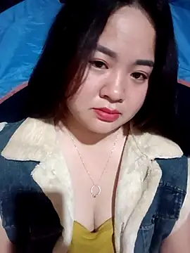 Bee-bgolden's cam snapshot