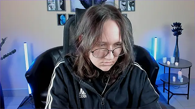 Sylvia_Reed's cam snapshot