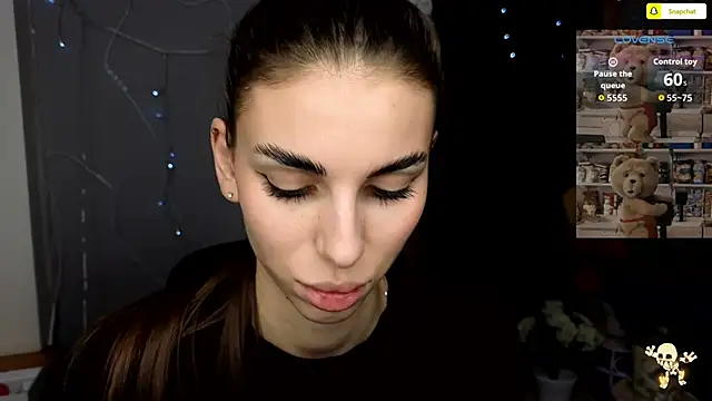 EmmyGreans's cam snapshot