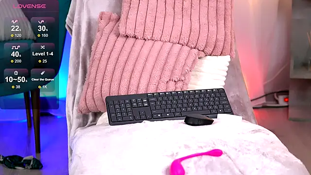 RebeccaRese's cam snapshot