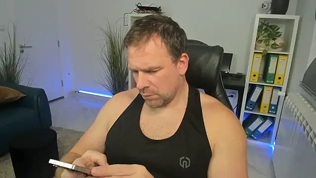 John-E-Dough live sex cam