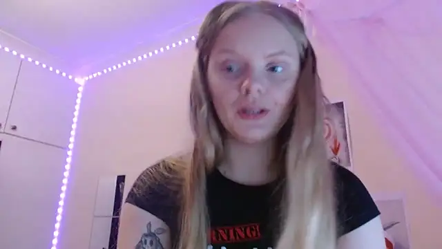 CherrysGotCakes's web cam