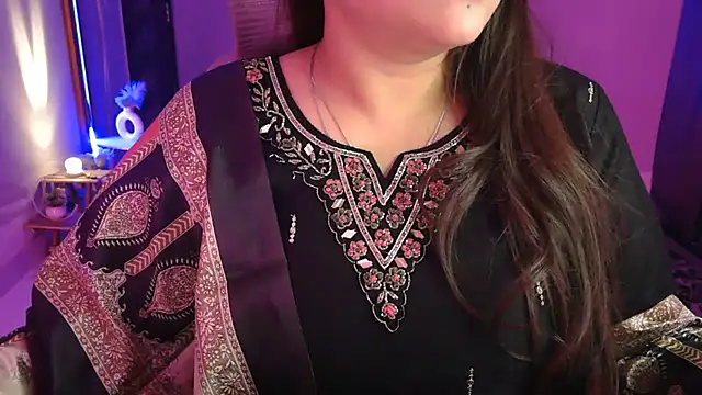 Mitikaa's cam snapshot