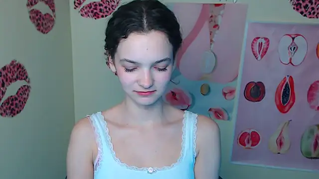 _SusieSu_'s cam snapshot