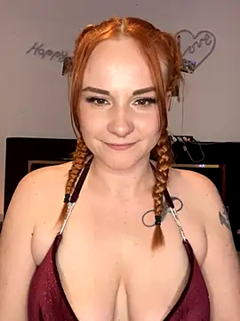 Fiebie_licios live sex cam