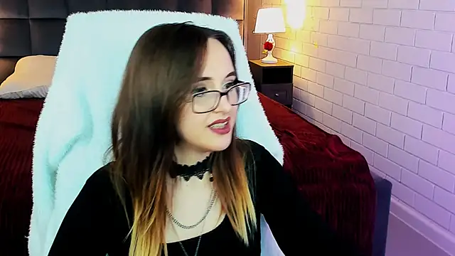 IreneBailey's cam snapshot