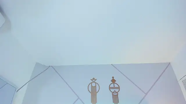 aurora_collinss_'s cam snapshot