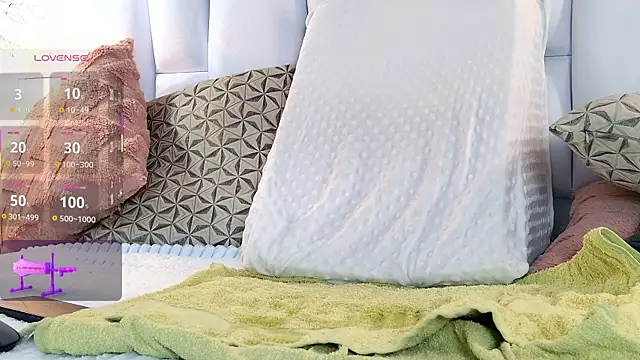 Iris_Ross_'s cam snapshot