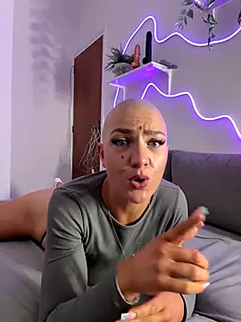 PaulinaSchubert1 live sex cam