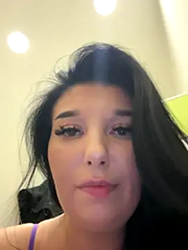 Tisha_Busty live sex cam