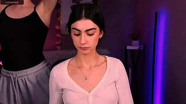 nekky_mouse live sex cam