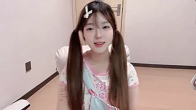 Uu_puppy's cam snapshot