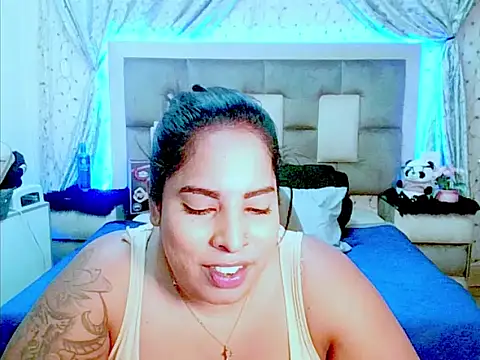 indiantopaz694u's cam snapshot