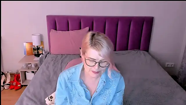 sabrinamacmarren's cam snapshot